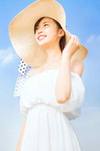 秾李夭桃 閑聽落花