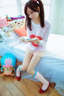 影帝撅起屁股被迫含玉勢